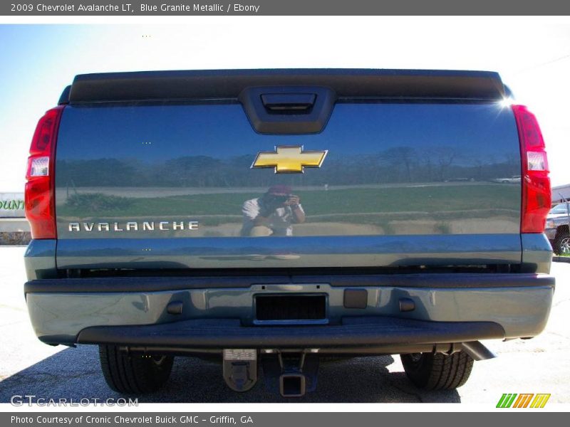 Blue Granite Metallic / Ebony 2009 Chevrolet Avalanche LT