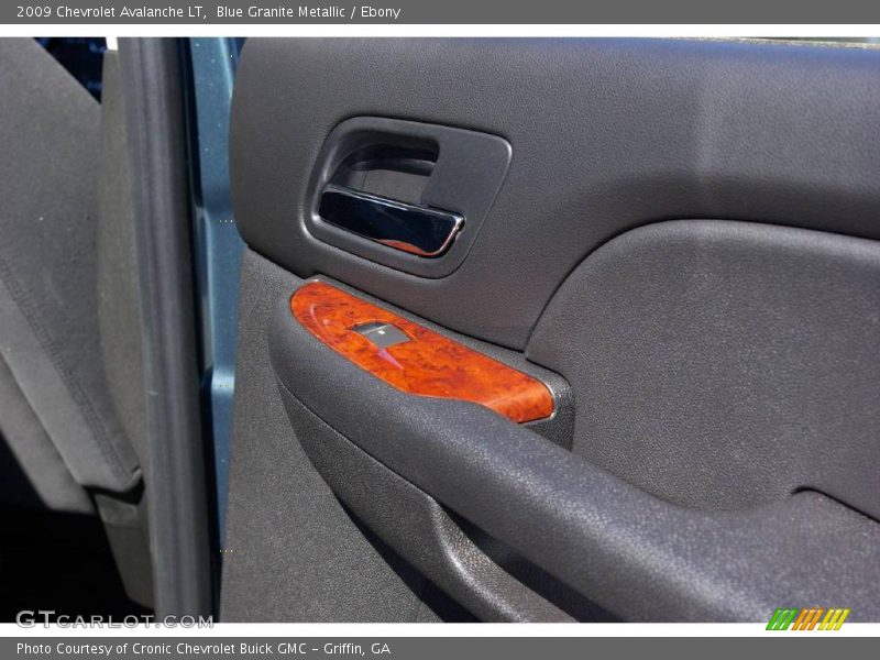 Blue Granite Metallic / Ebony 2009 Chevrolet Avalanche LT