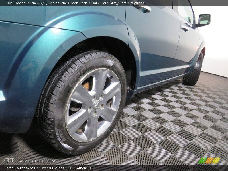 Melbourne Green Pearl / Dark Slate Gray/Light Graystone 2009 Dodge Journey R/T