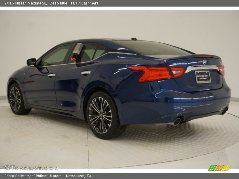 Deep Blue Pearl / Cashmere 2016 Nissan Maxima SL