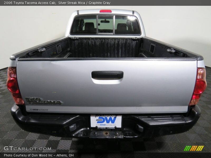 Silver Streak Mica / Graphite Gray 2006 Toyota Tacoma Access Cab