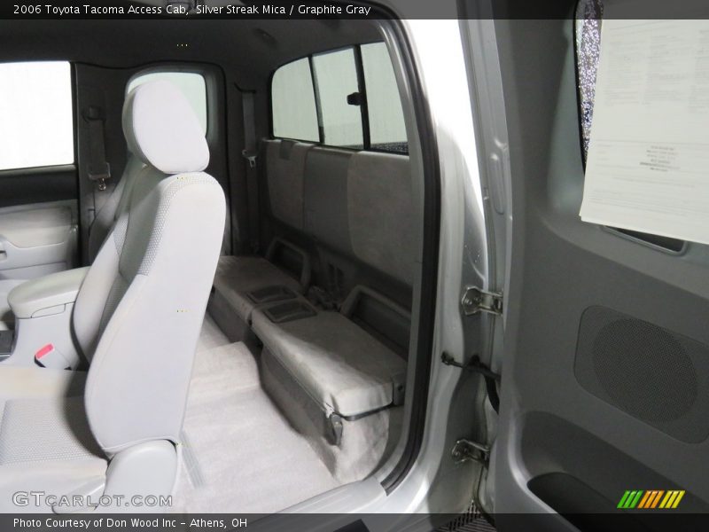Silver Streak Mica / Graphite Gray 2006 Toyota Tacoma Access Cab