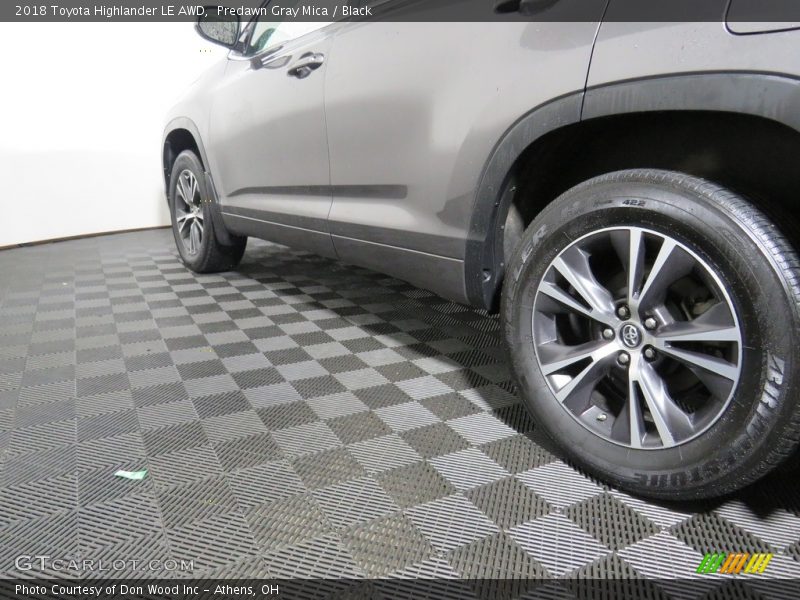 Predawn Gray Mica / Black 2018 Toyota Highlander LE AWD