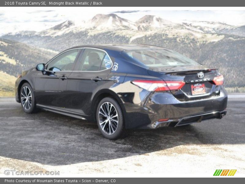Midnight Black Metallic / Black 2018 Toyota Camry SE