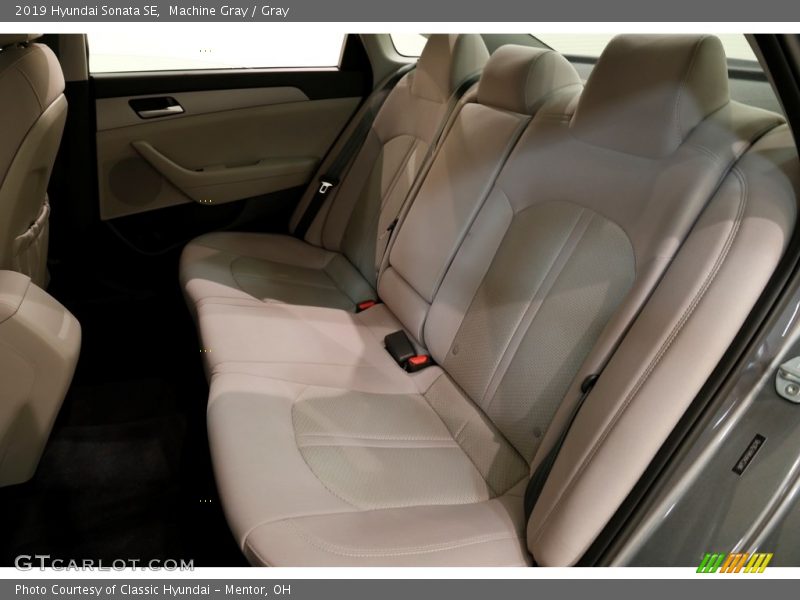 Machine Gray / Gray 2019 Hyundai Sonata SE