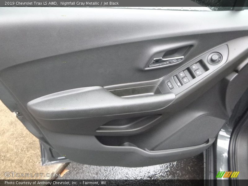 Nightfall Gray Metallic / Jet Black 2019 Chevrolet Trax LS AWD