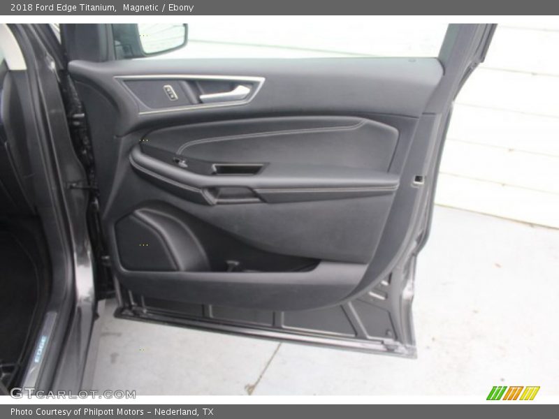 Magnetic / Ebony 2018 Ford Edge Titanium