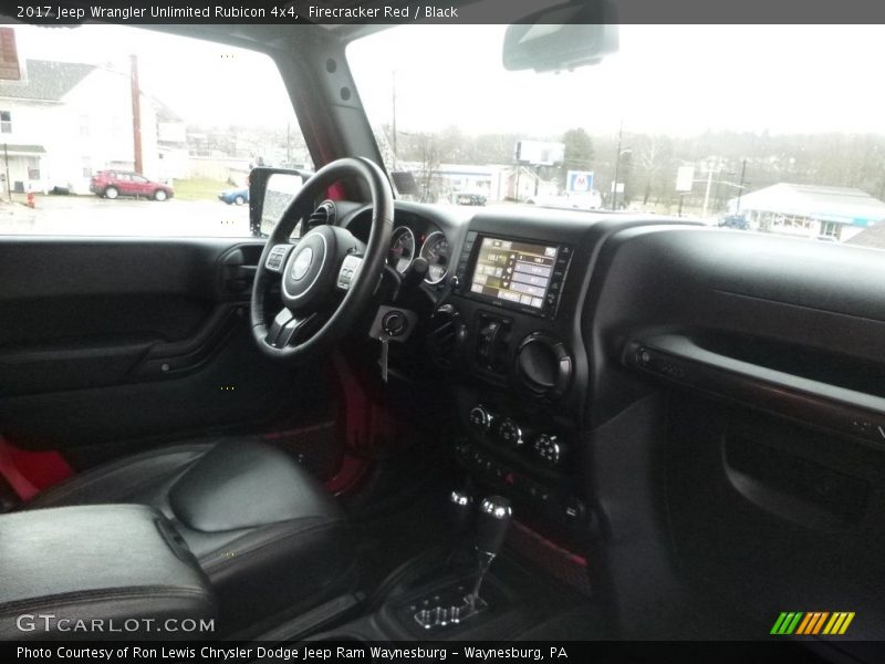 Firecracker Red / Black 2017 Jeep Wrangler Unlimited Rubicon 4x4