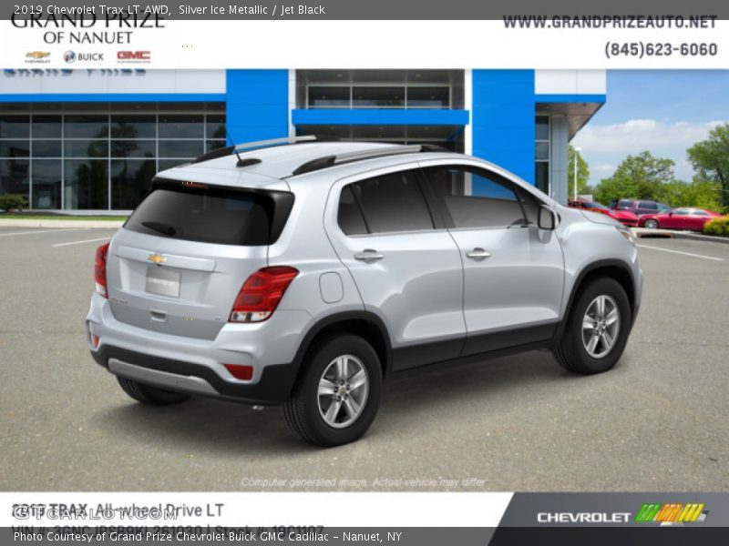 Silver Ice Metallic / Jet Black 2019 Chevrolet Trax LT AWD