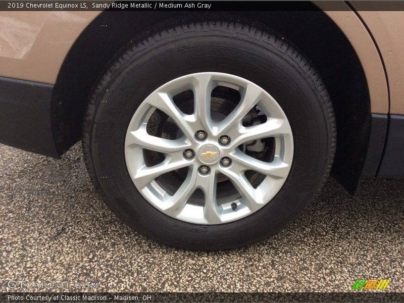 Sandy Ridge Metallic / Medium Ash Gray 2019 Chevrolet Equinox LS