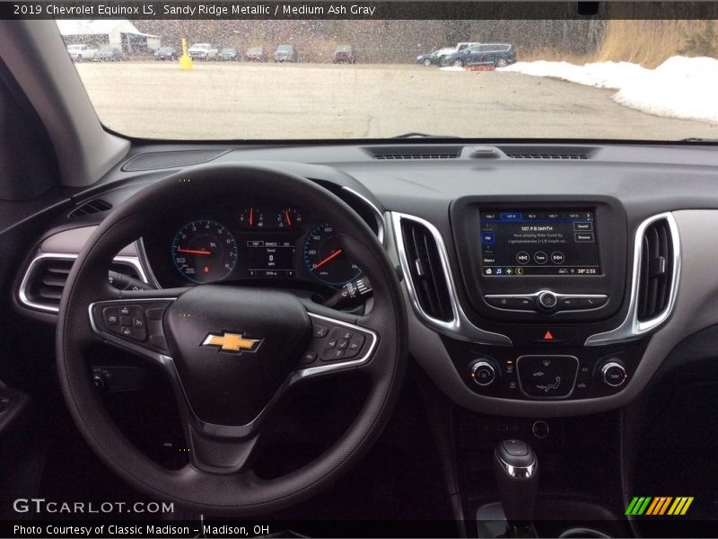 Sandy Ridge Metallic / Medium Ash Gray 2019 Chevrolet Equinox LS