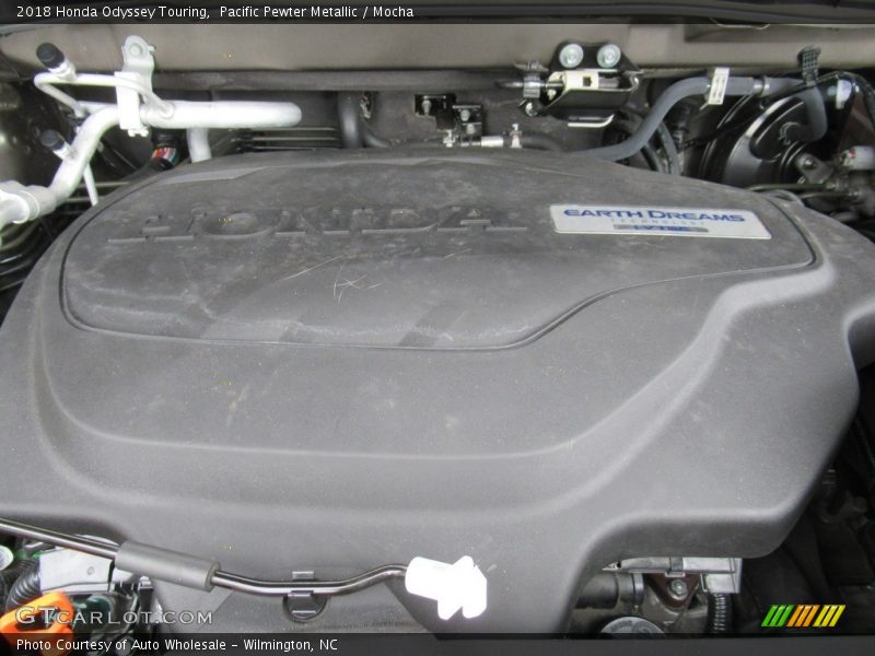 Pacific Pewter Metallic / Mocha 2018 Honda Odyssey Touring
