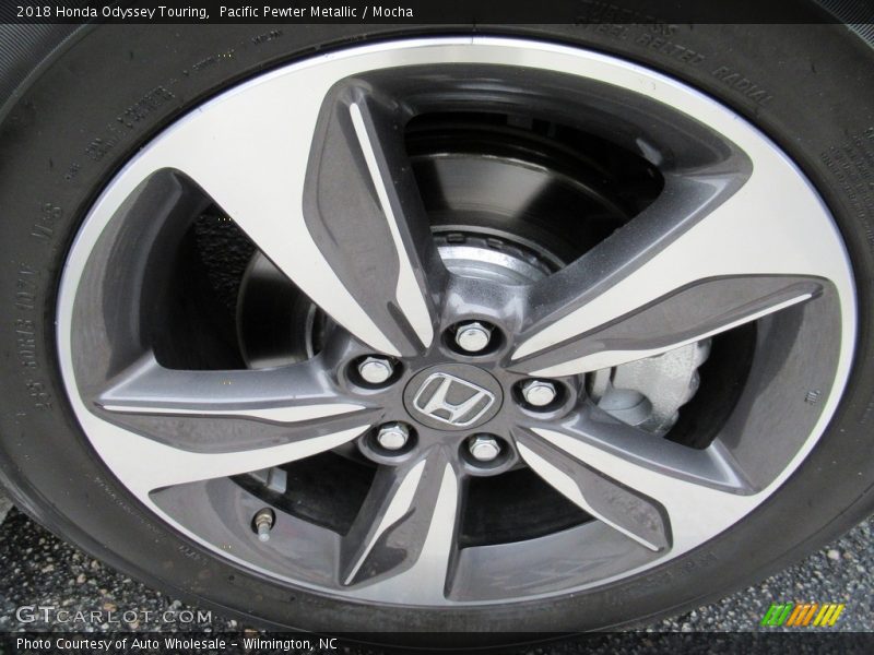 Pacific Pewter Metallic / Mocha 2018 Honda Odyssey Touring