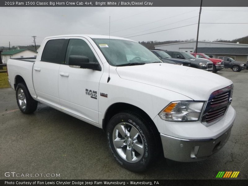 Bright White / Black/Diesel Gray 2019 Ram 1500 Classic Big Horn Crew Cab 4x4