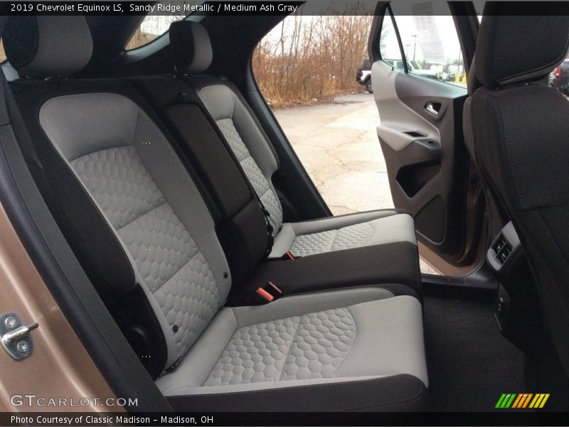 Sandy Ridge Metallic / Medium Ash Gray 2019 Chevrolet Equinox LS