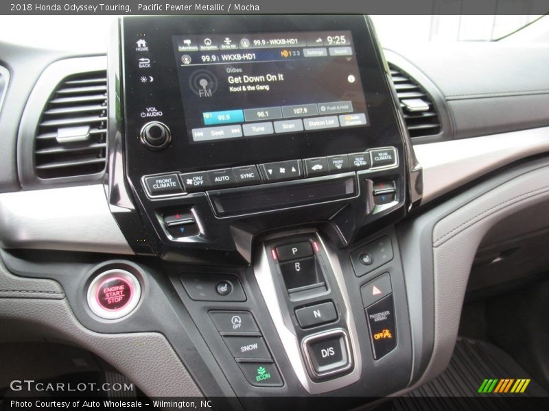 Pacific Pewter Metallic / Mocha 2018 Honda Odyssey Touring