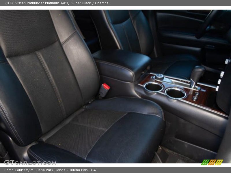 Super Black / Charcoal 2014 Nissan Pathfinder Platinum AWD