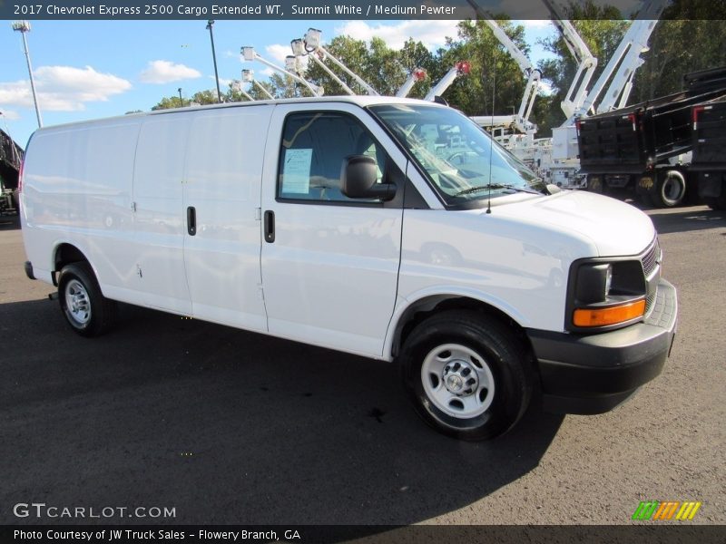 Summit White / Medium Pewter 2017 Chevrolet Express 2500 Cargo Extended WT