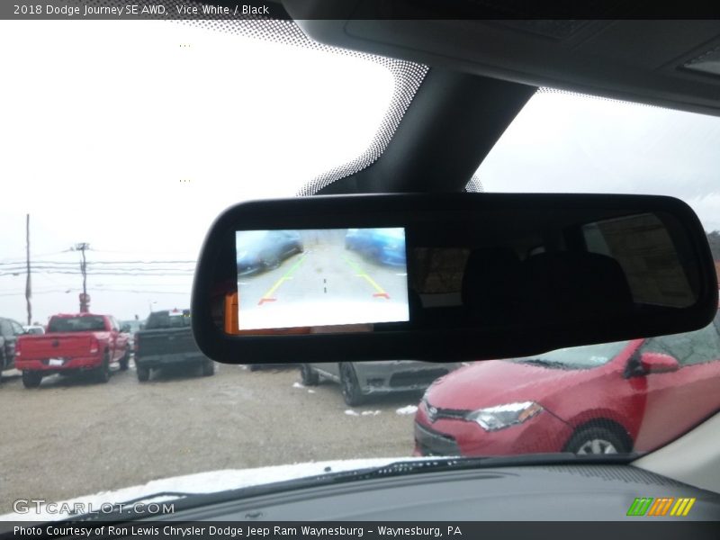 Vice White / Black 2018 Dodge Journey SE AWD