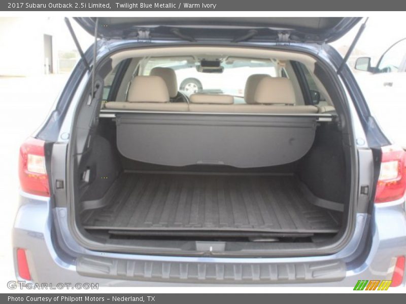 Twilight Blue Metallic / Warm Ivory 2017 Subaru Outback 2.5i Limited