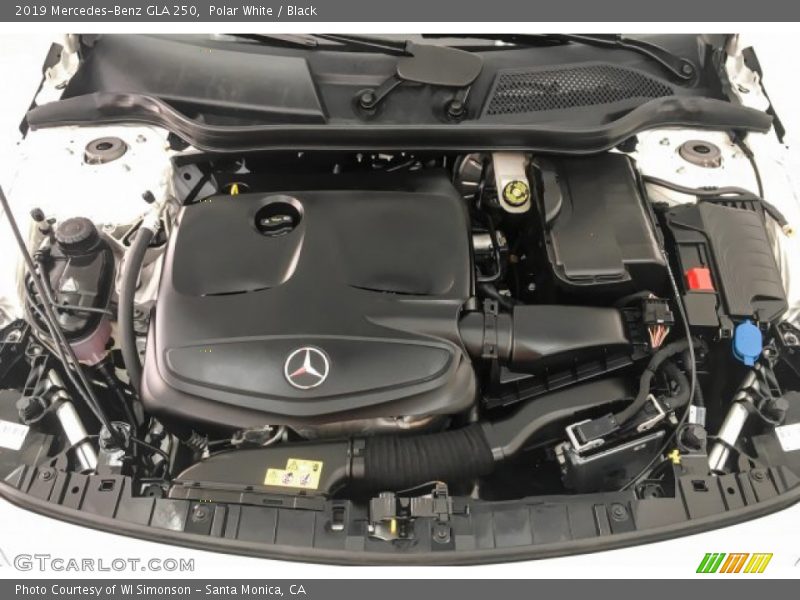Polar White / Black 2019 Mercedes-Benz GLA 250