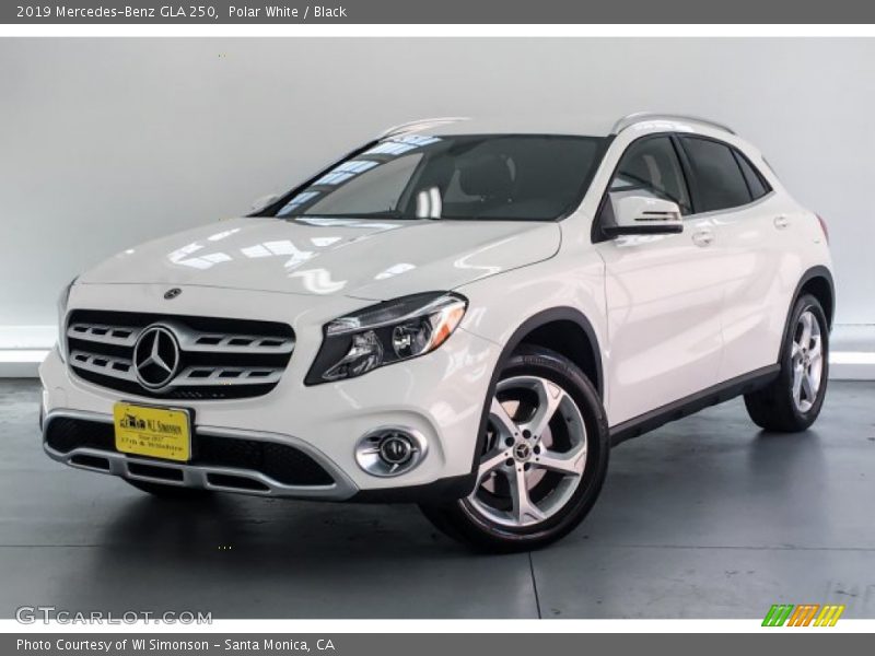 Polar White / Black 2019 Mercedes-Benz GLA 250