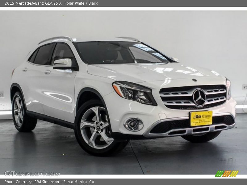 Polar White / Black 2019 Mercedes-Benz GLA 250