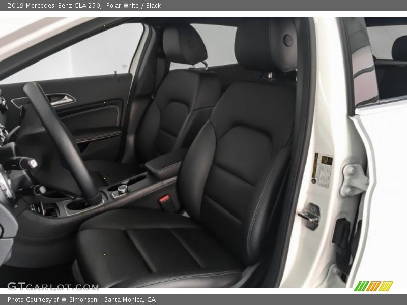 Polar White / Black 2019 Mercedes-Benz GLA 250