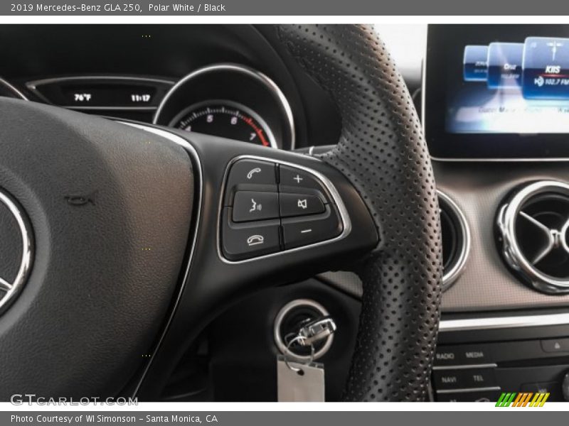 Polar White / Black 2019 Mercedes-Benz GLA 250