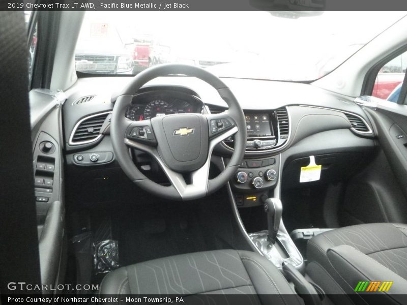 Pacific Blue Metallic / Jet Black 2019 Chevrolet Trax LT AWD