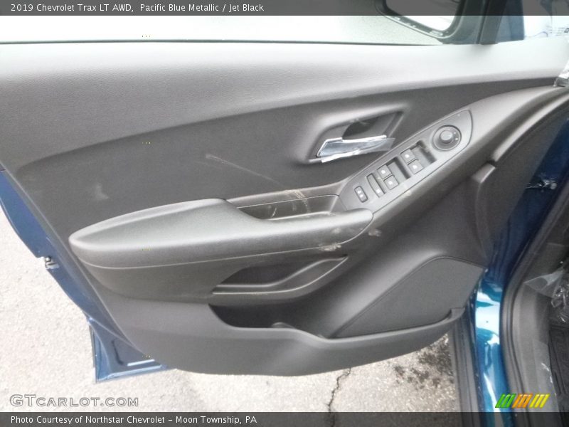 Pacific Blue Metallic / Jet Black 2019 Chevrolet Trax LT AWD