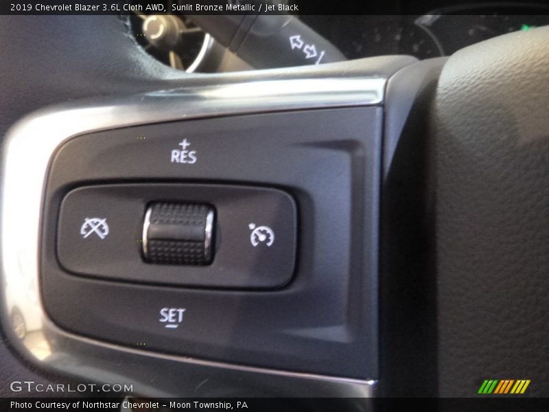Sunlit Bronze Metallic / Jet Black 2019 Chevrolet Blazer 3.6L Cloth AWD