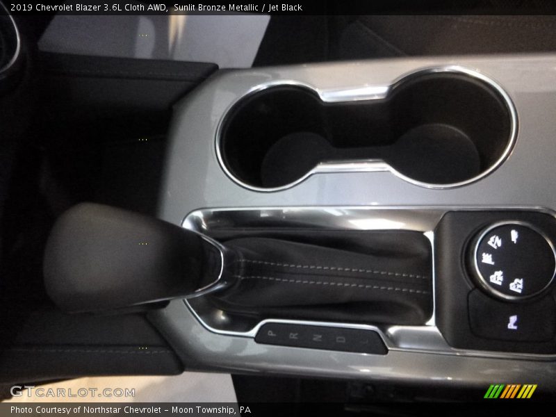 Sunlit Bronze Metallic / Jet Black 2019 Chevrolet Blazer 3.6L Cloth AWD