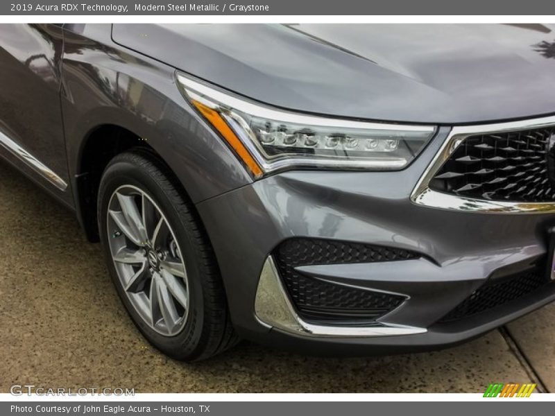 Modern Steel Metallic / Graystone 2019 Acura RDX Technology