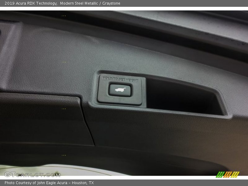 Modern Steel Metallic / Graystone 2019 Acura RDX Technology