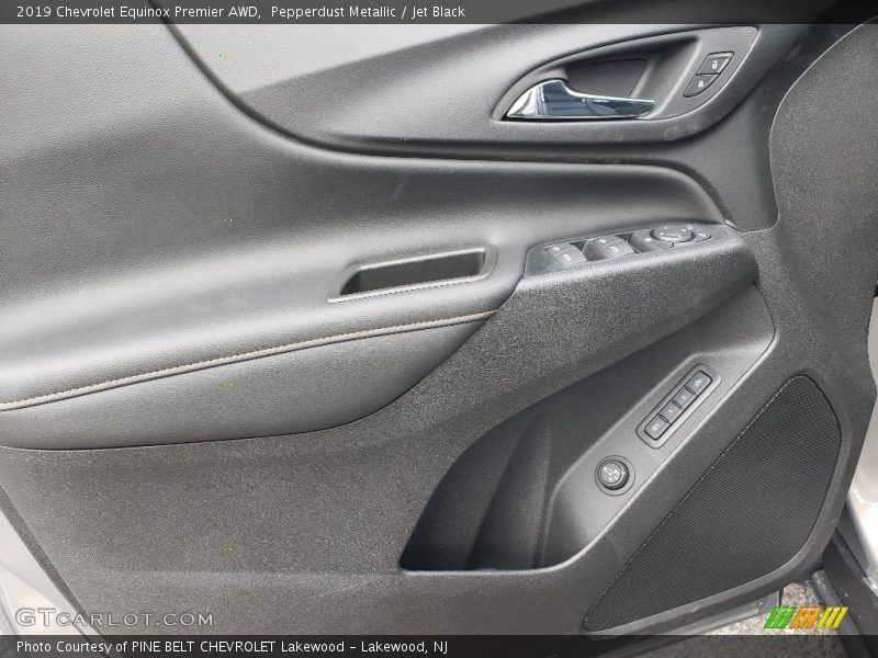 Pepperdust Metallic / Jet Black 2019 Chevrolet Equinox Premier AWD