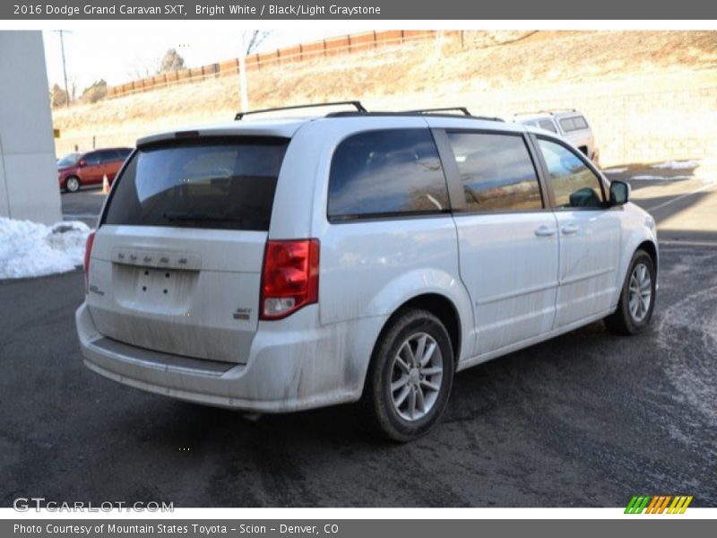 Bright White / Black/Light Graystone 2016 Dodge Grand Caravan SXT