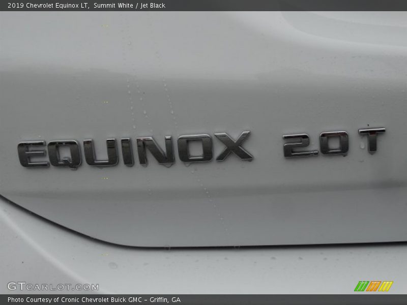 Summit White / Jet Black 2019 Chevrolet Equinox LT