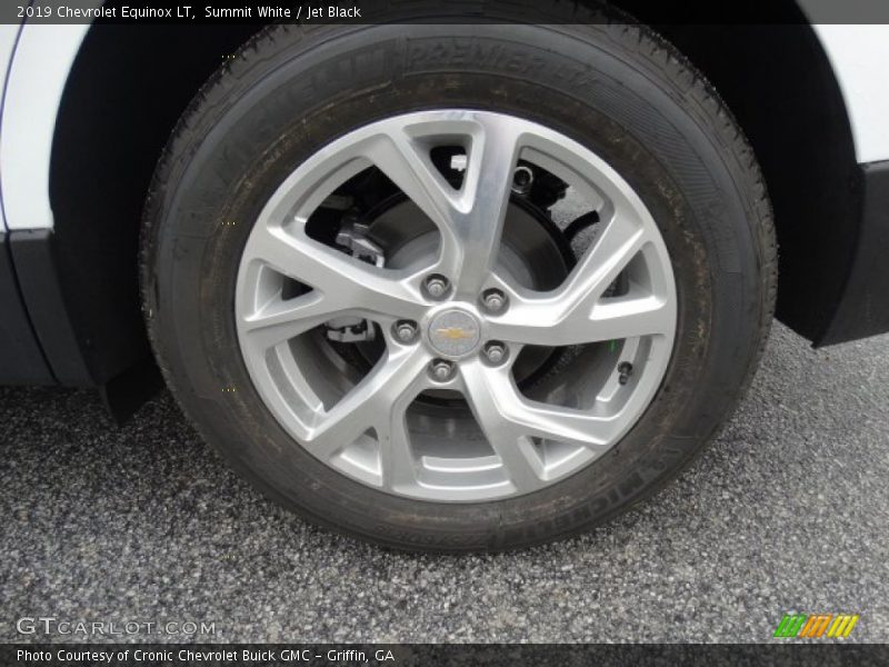 Summit White / Jet Black 2019 Chevrolet Equinox LT