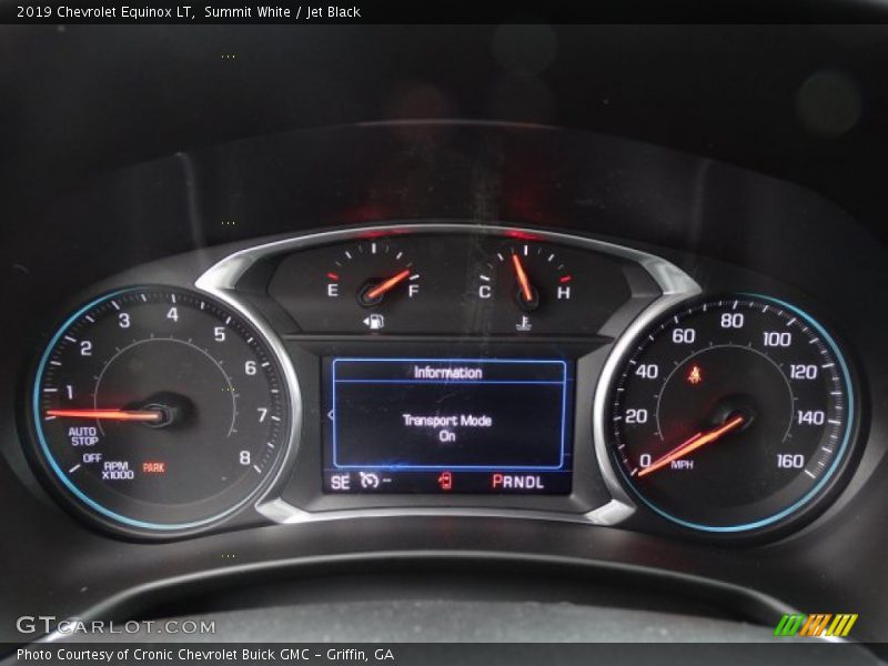 Summit White / Jet Black 2019 Chevrolet Equinox LT