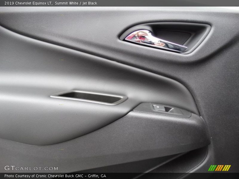 Summit White / Jet Black 2019 Chevrolet Equinox LT