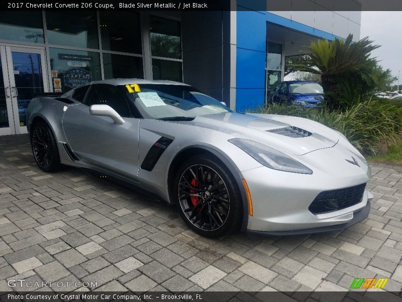 Front 3/4 View of 2017 Corvette Z06 Coupe