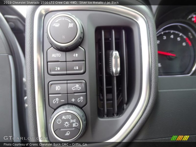 Silver Ice Metallic / Jet Black 2019 Chevrolet Silverado 1500 LTZ Crew Cab 4WD