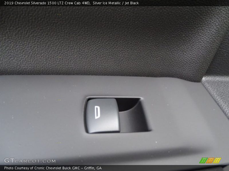 Silver Ice Metallic / Jet Black 2019 Chevrolet Silverado 1500 LTZ Crew Cab 4WD