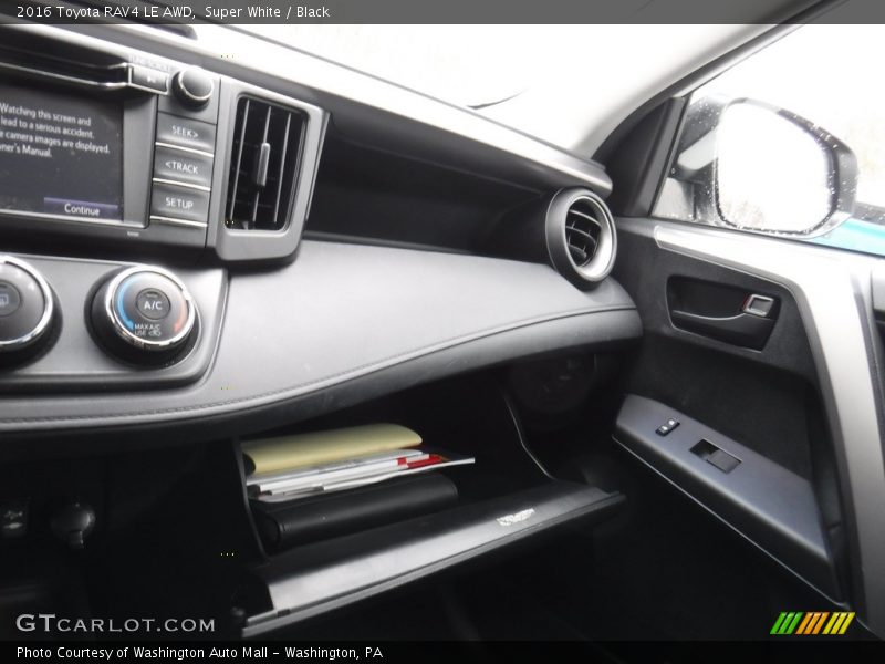Super White / Black 2016 Toyota RAV4 LE AWD