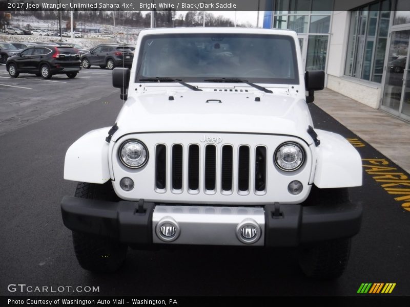 Bright White / Black/Dark Saddle 2017 Jeep Wrangler Unlimited Sahara 4x4