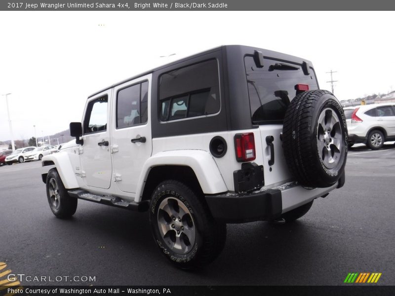 Bright White / Black/Dark Saddle 2017 Jeep Wrangler Unlimited Sahara 4x4