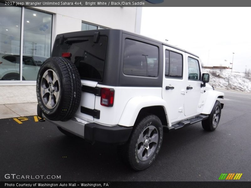 Bright White / Black/Dark Saddle 2017 Jeep Wrangler Unlimited Sahara 4x4