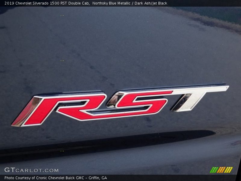  2019 Silverado 1500 RST Double Cab Logo
