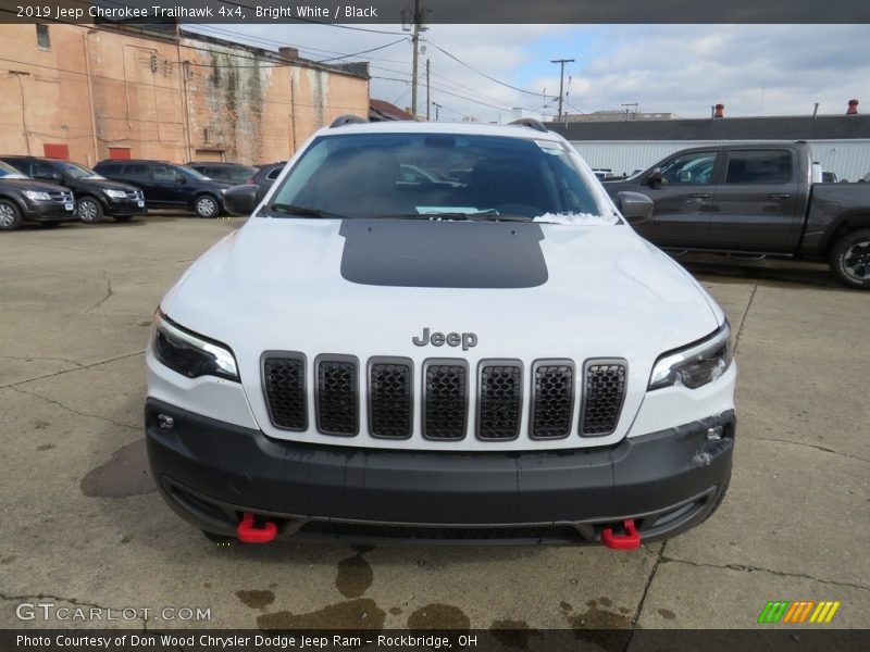 Bright White / Black 2019 Jeep Cherokee Trailhawk 4x4